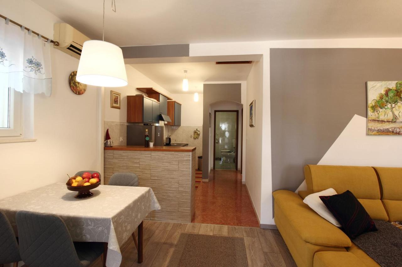 Apartment Marita Čilipi 外观 照片